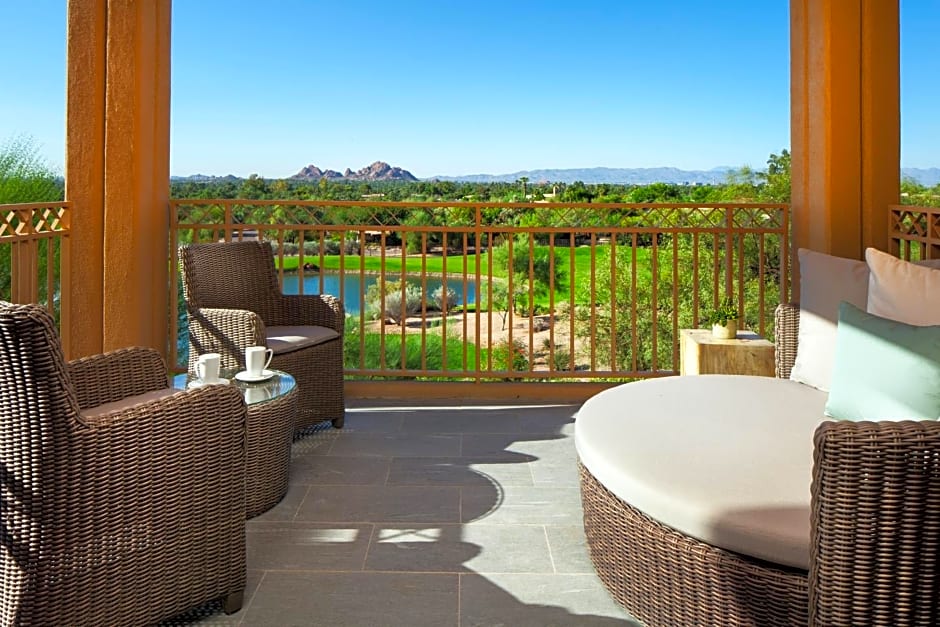 The Canyon Suites at The Phoenician, a Luxury Collection Resort, Scottsdale