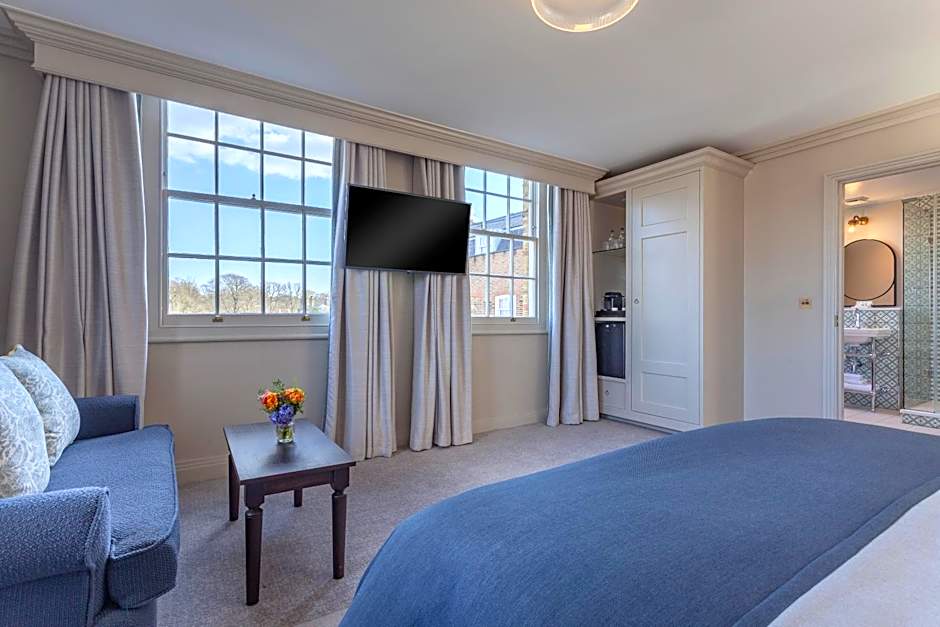 Richmond Hill Hotel