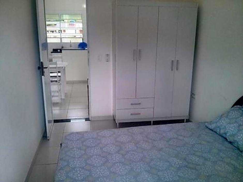 Apartamento de 2 quartos em maresias com piscina