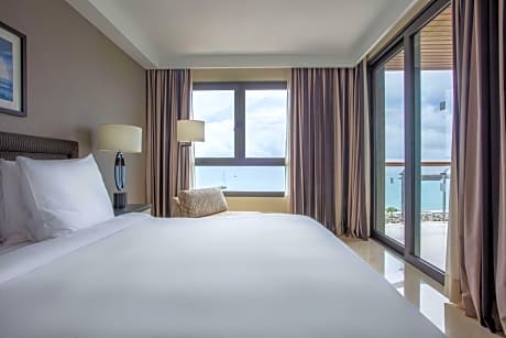 Suite- 2 Bedroom & Sea View