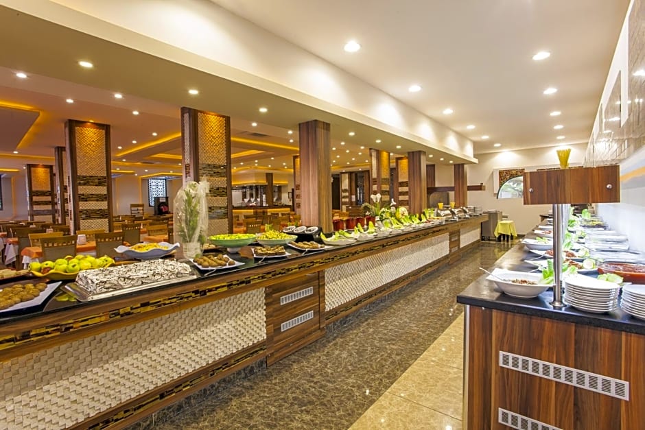 Kleopatra Ada Beach Hotel