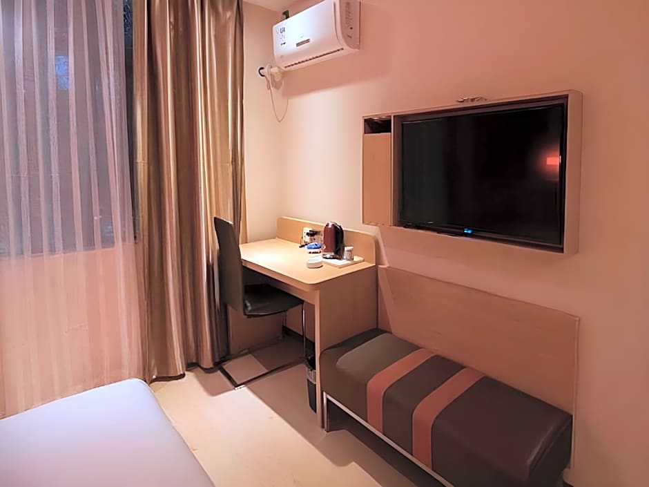 7 Days Premium Zhuzhou Changjiang South Road Central Hospital Branch
