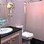 Al Ayjah Plaza Hotel