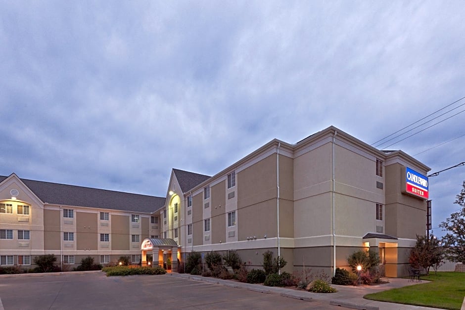 Candlewood Suites Wichita Falls at Maurine Street