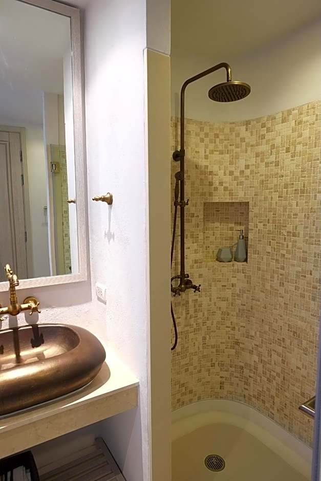 Chelona 463 Khao Tao Condominium