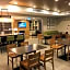 Country Inn & Suites by Radisson, Belleville, ON