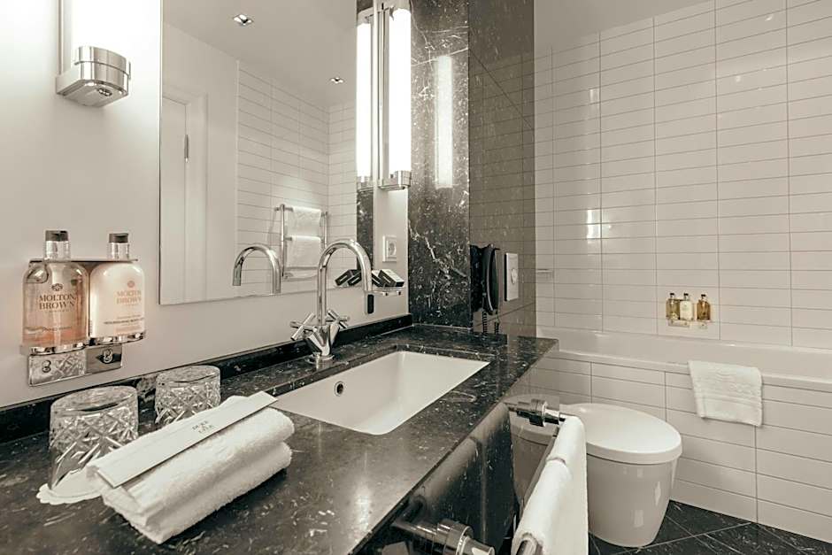 Hotel Borg by Keahotels