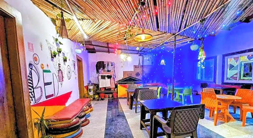 Bedweiser Backpackers Hostel