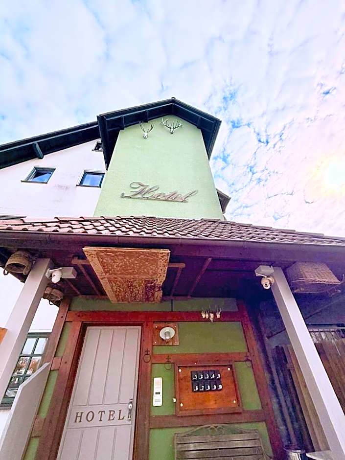 Hotel Kraus - Zentral in Bielefeld-Heepen, Gratis Parken, 24h Self Check-in
