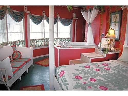 Lockheart Gables Romantic Bed and Breakfast