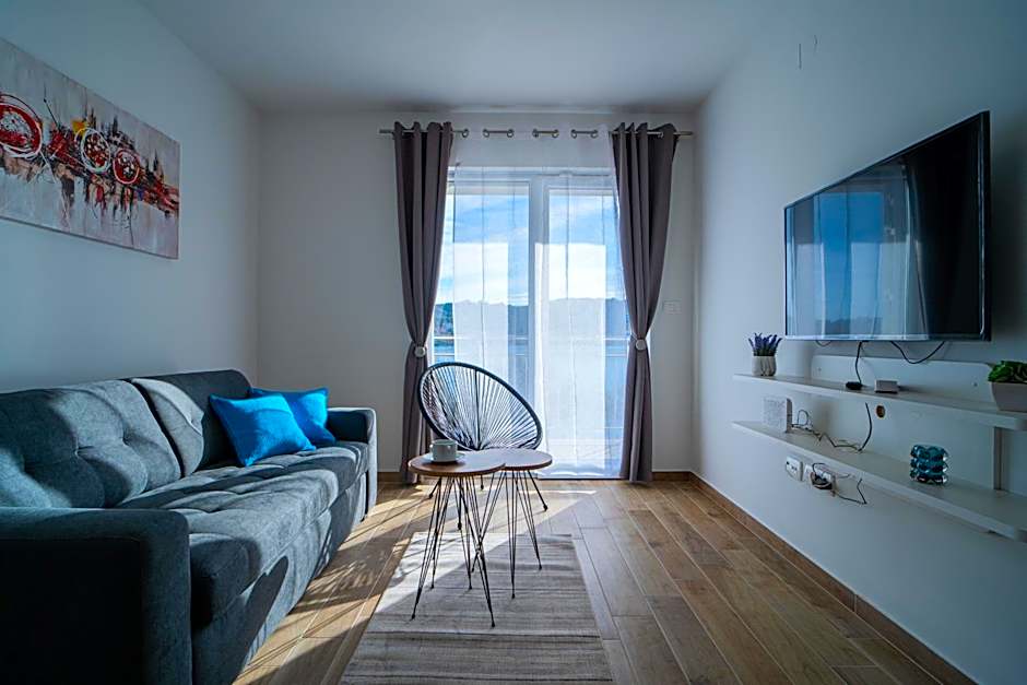 Tisno Laurel Apartments