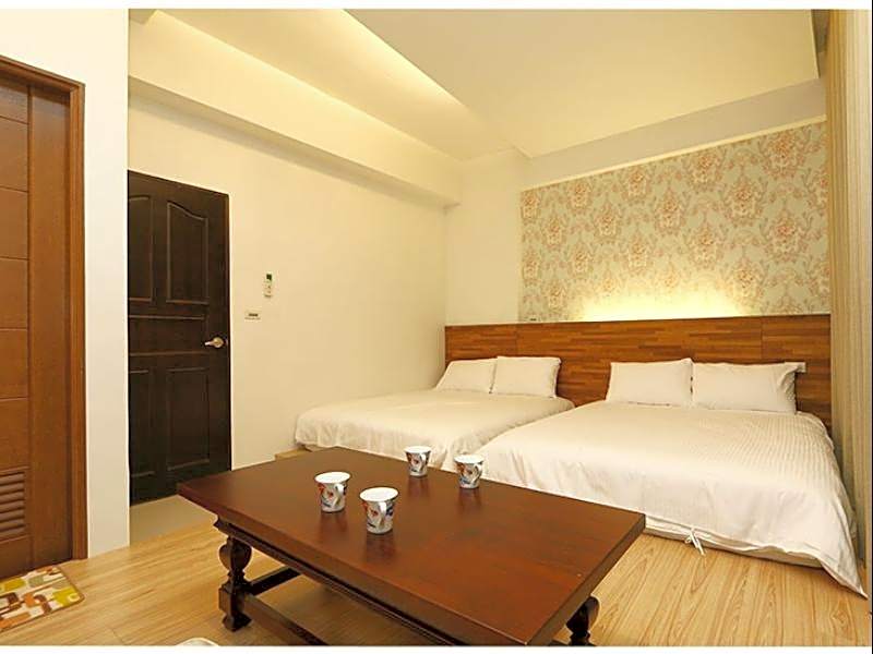 Meet Love at Pacific Ocean Turtle Island Bed and Breakfast