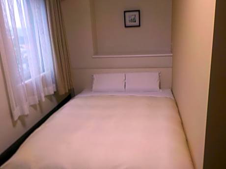 Single Room - Smoking