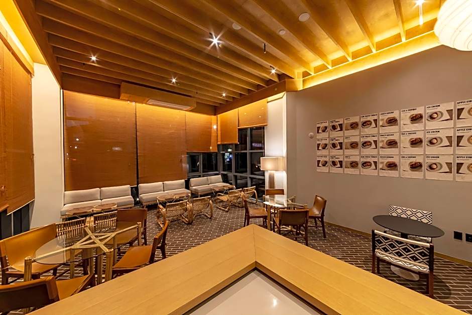 HOUND HOTEL SIGNATURE