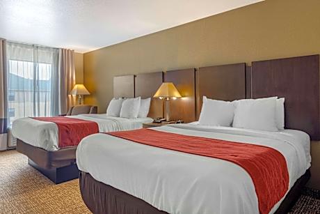 2 Queen Beds Nonsmoking Accessible