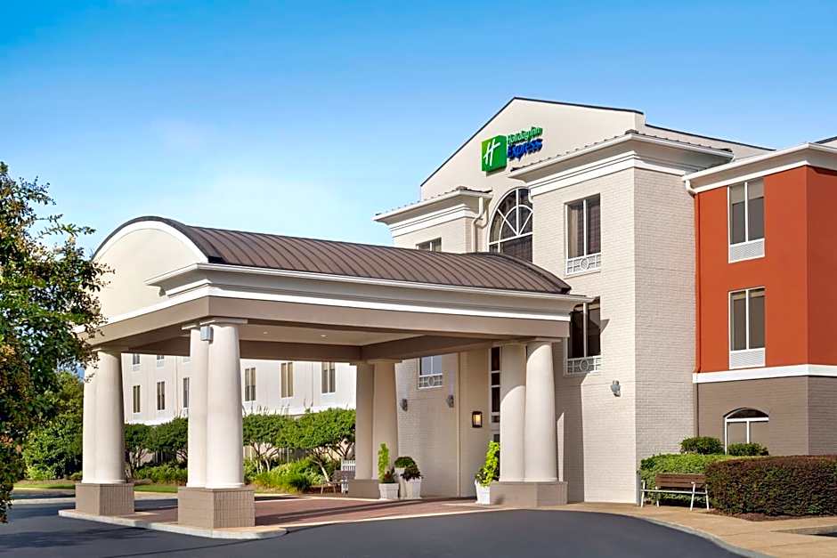 Holiday Inn Express Hotel & Suites Auburn - University Area By IHG