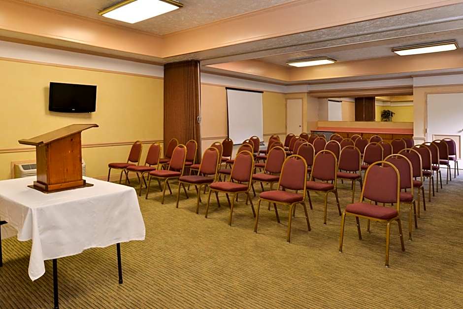 Quality Inn & Suites Fayetteville I-95