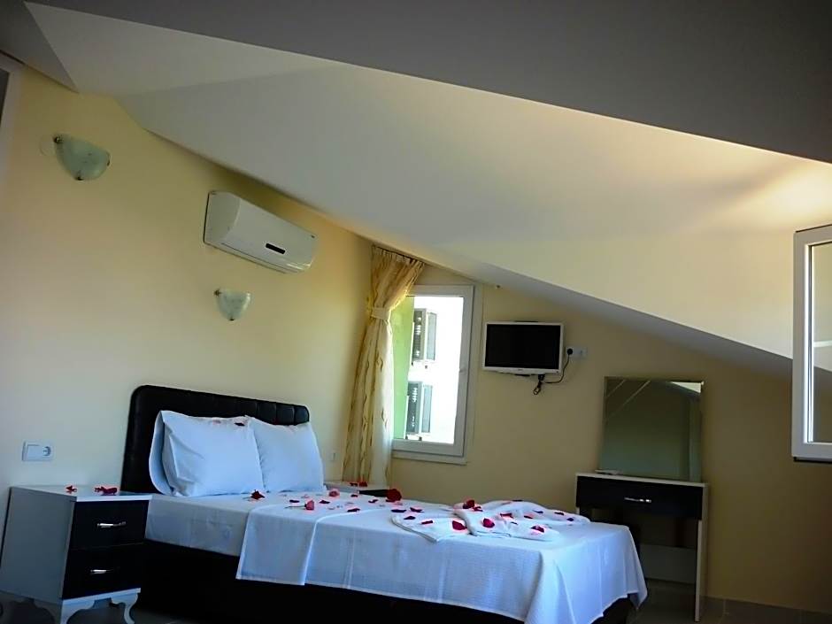 The Green Valley Hotel