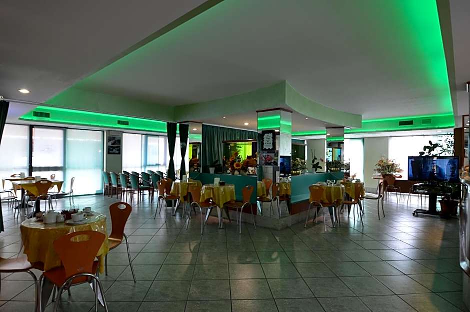Hotel Residenza Delle Alpi