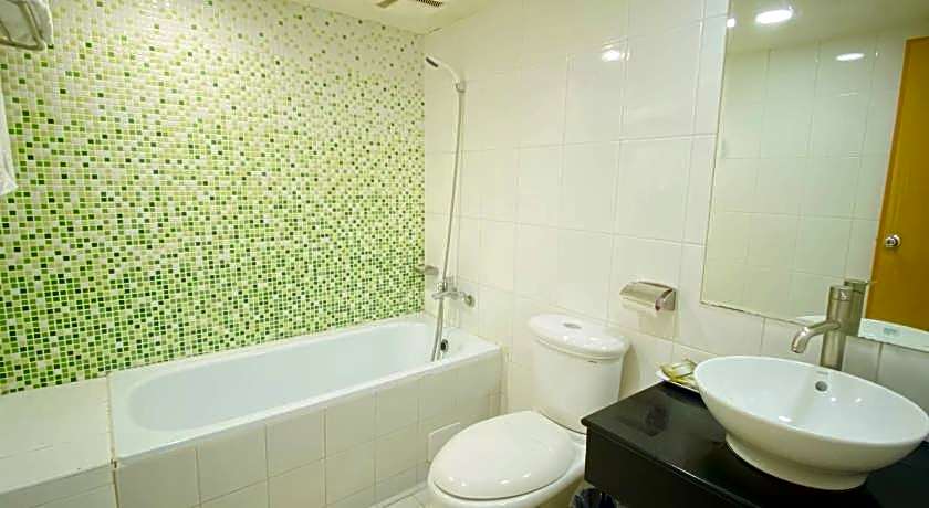 Waugh Den Business Hotel