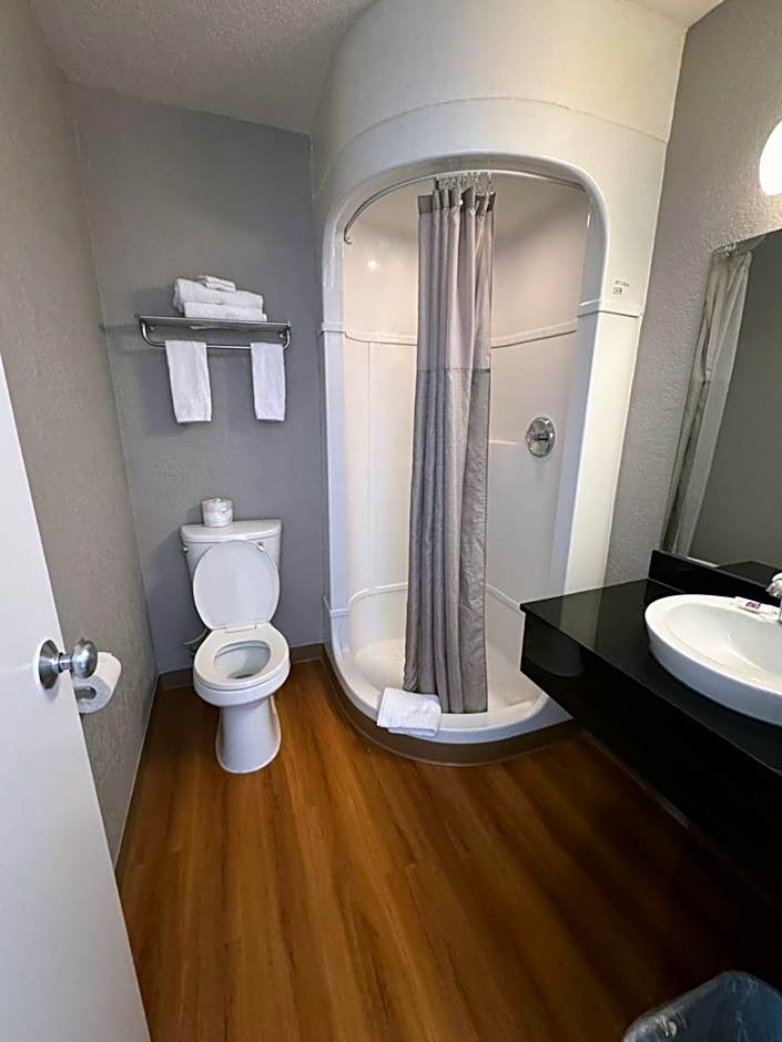 Motel 6-Stanton, CA