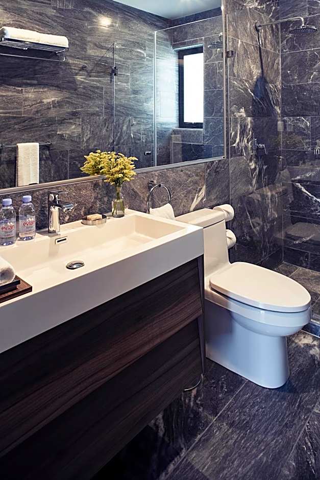 Mathias Luxury Plus by Viadora