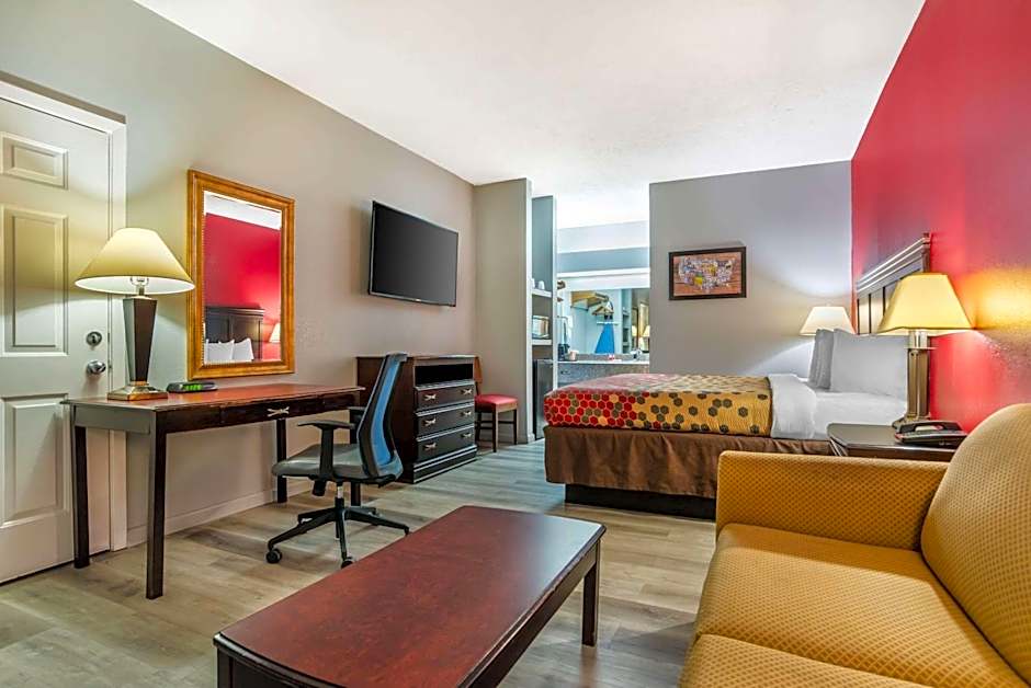 Econo Lodge Inn & Suites Philadelphia MS