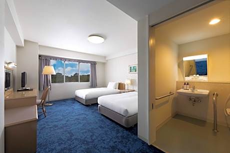 Classic Accessible Room