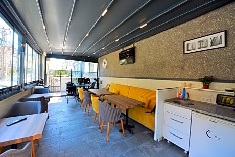 Ozgur City Residence