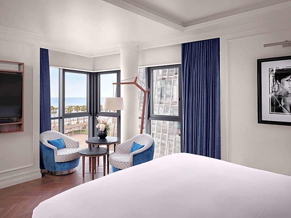 Sofitel Barcelona Skipper