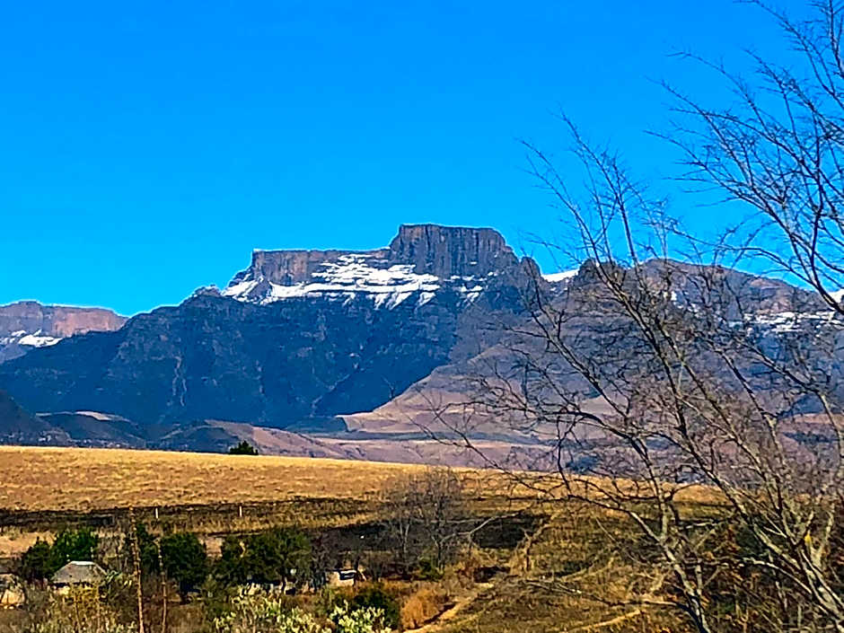 Drakensberg Inkosana Lodge
