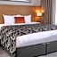 Clayton Crown Hotel London