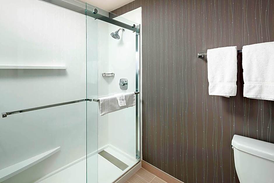 Courtyard by Marriott Pensacola