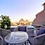 Pyramid Front Hotel