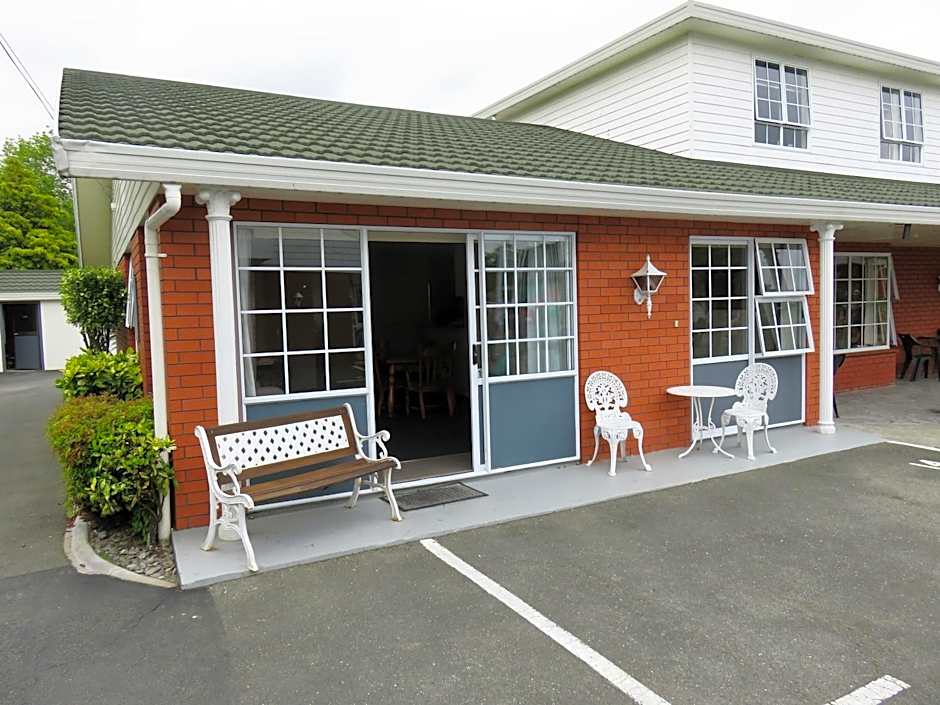 Admirals Motor Lodge