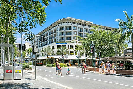 Mantra Esplanade Cairns