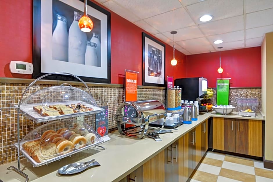 Hampton Inn Albany-Wolf Road