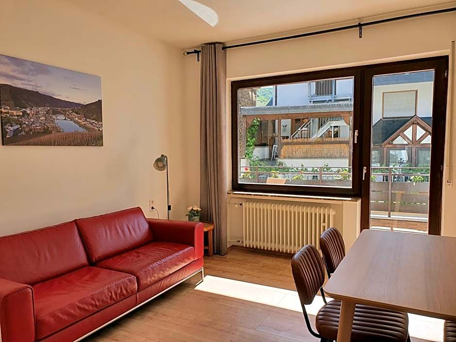 Römerstube Apartments & rooms