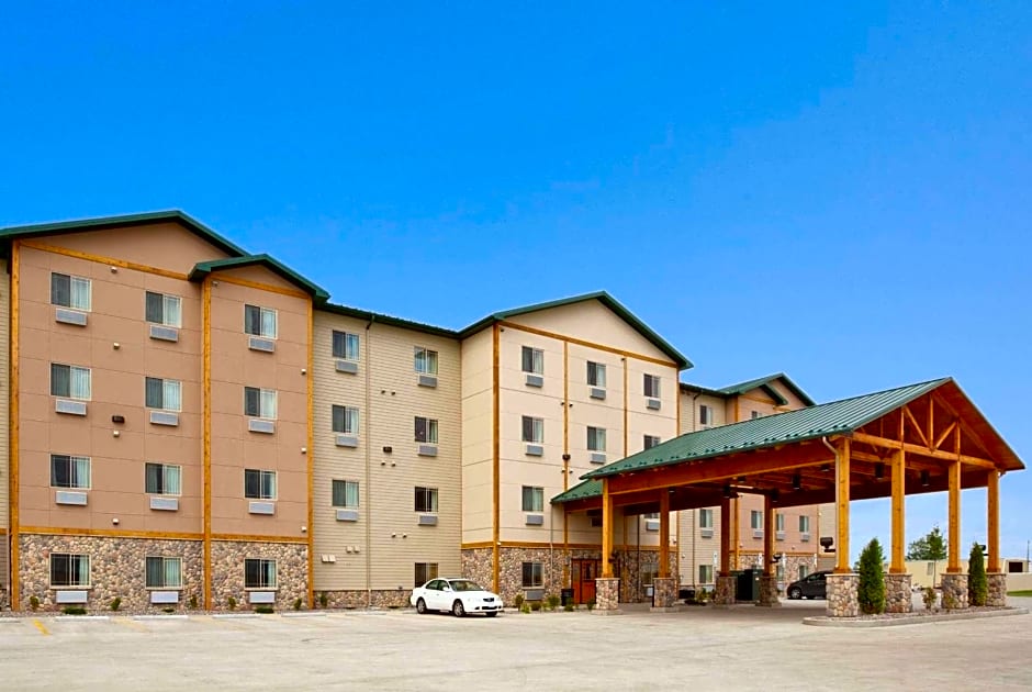 Hawthorn Suites by Wyndham Minot