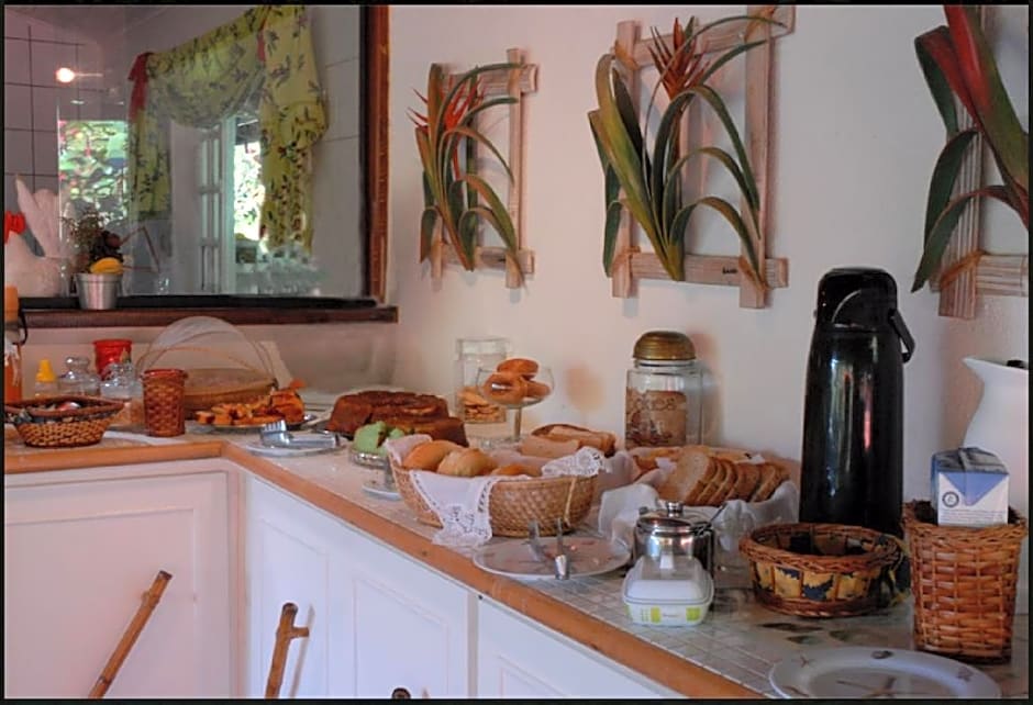 Pousada Canto do Hibisco