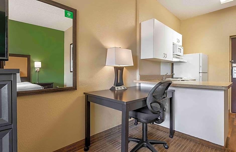 Extended Stay America Select Suites - Chicago - O'Hare