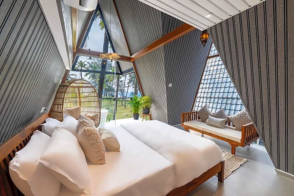 Photo 1 of 3 of Luxury Spa, Partial Sea View