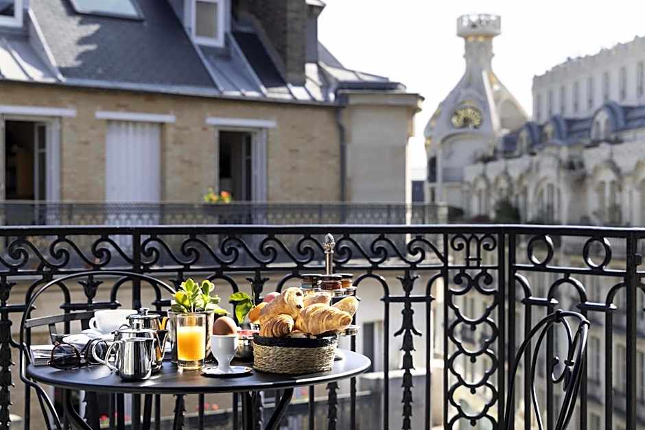 Victoria Palace Hotel