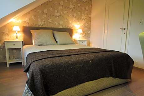 Standard Single Room with Shower