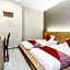 Super OYO 340 Comfort Hotel