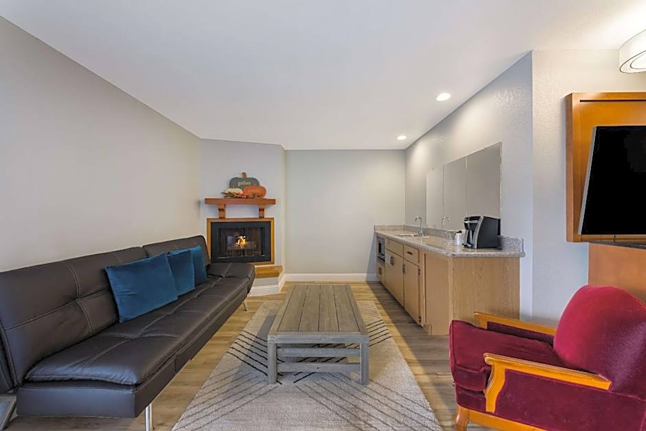 Comfort Inn near Hearst Castle - Cambria