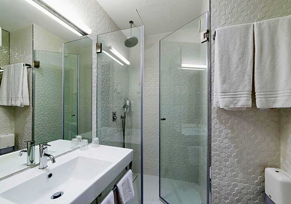 Moov Hotel Porto Centro