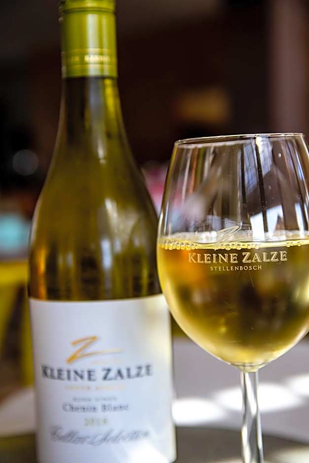 Windtown Lagoon Hotel