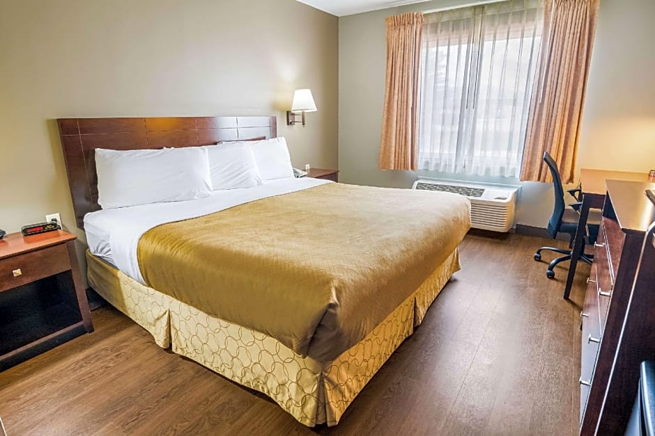 Econo Lodge Duluth near Miller Hill Mall
