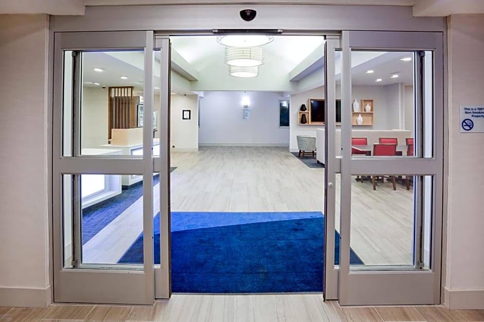 Holiday Inn Express Hotel & Suites Dickinson By IHG
